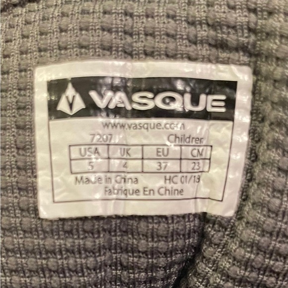 Vasque Kids’ Breeze lll Ultra Dry Waterproof Hiking Boots - Picture 2 of 7